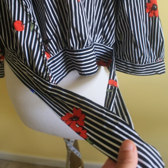 Beautiful Retro Wrap Shirt - Picture 3 of 7